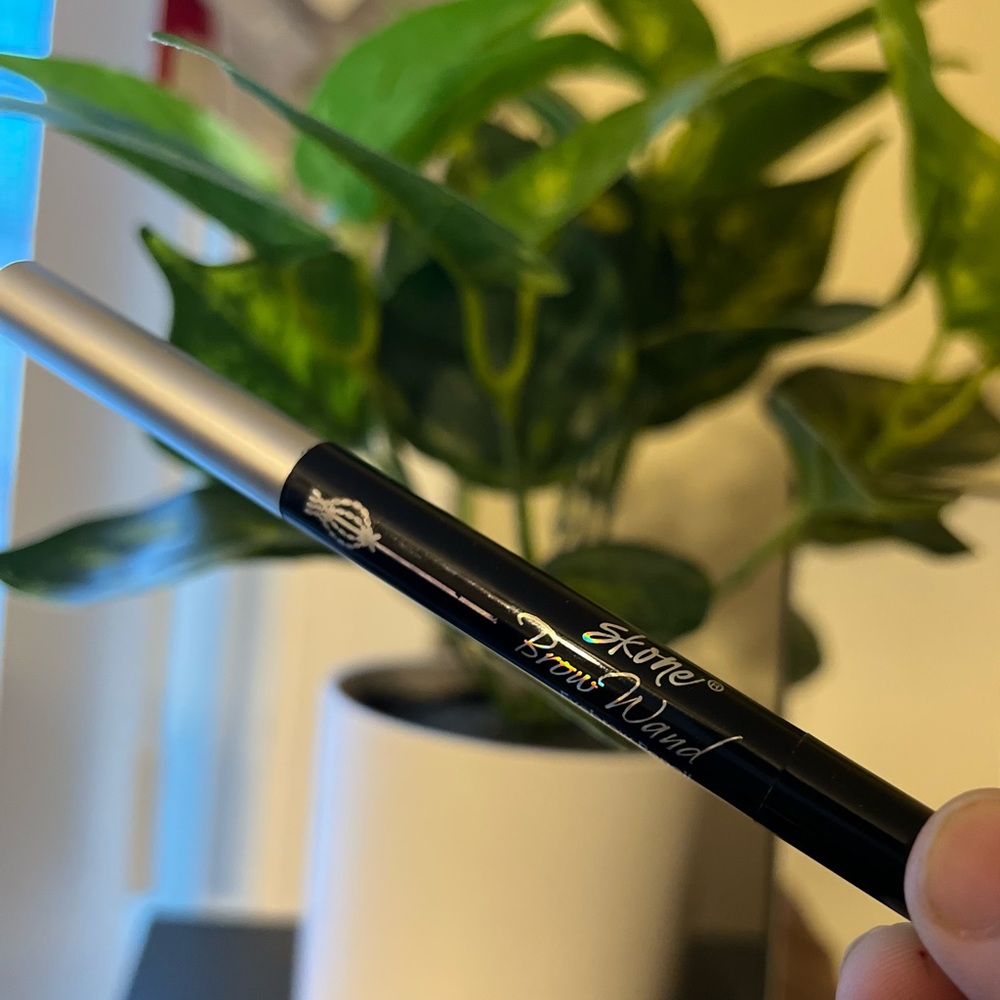 Brow Wand, Black